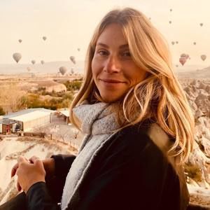 Meet your Posher, Joannie